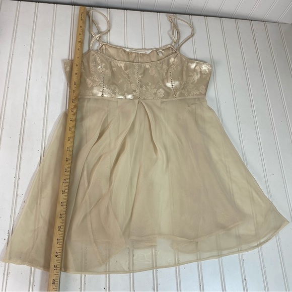 Victoria Secret Teddy M‎ Beige Thong Lingerie - Picture 8 of 14